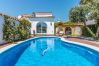 Maison à Empuriabrava - 148-Belle villa avec piscine et amarre -