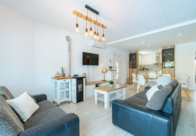 Maison à Empuriabrava - 150-Belle maison sur le  canal avec piscine et amarrage Empuriabrava-Empurialola
