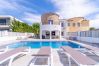 Maison à Empuriabrava - 150-Belle maison sur le  canal avec piscine et amarrage Empuriabrava-Empurialola
