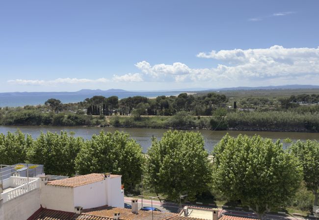 Appartement à Empuriabrava - 157- Appartement avec vues spectaculaires à Empuriabrava