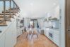 House in Empuriabrava - 151-Typical fisherman house with canal views, parking - free wifi
