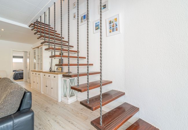 House in Empuriabrava - 150-Beautiful canal house with pool and mooring-Empuriabrava-Empurialola