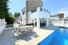 House in Empuriabrava - 150-Beautiful canal house with pool and mooring