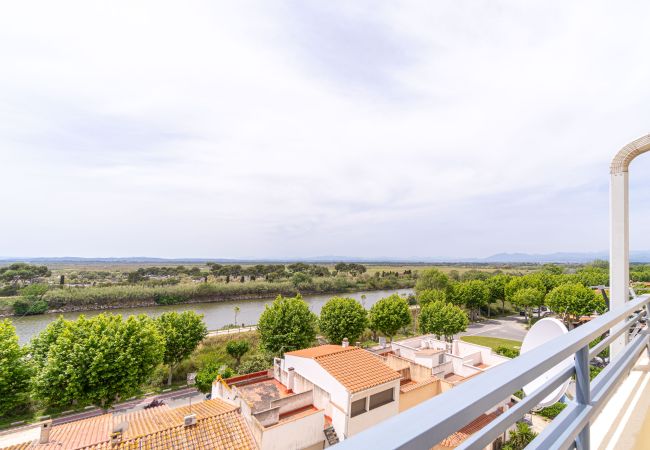 Apartment in Empuriabrava - 157- Apartment with spectacular views in Empuriabrava