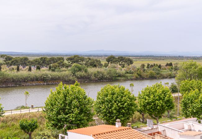 Apartment in Empuriabrava - 157- Apartment with spectacular views in Empuriabrava