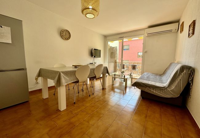 Ferienwohnung in Empuriabrava - 135-Wohnung 200 m vom Strand entfernt alles Komfort in 'Empuriabrava -Gratis-WLAN