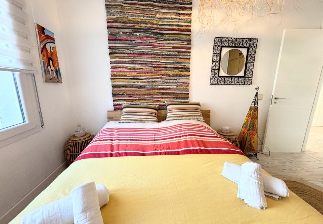 Ferienhaus in Empuriabrava - 150-Schönes Ferienhaus mit Pool und Liegeplatz Empuriabrava-Empurialola