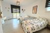 Ferienhaus in Empuriabrava - 150-Schönes Ferienhaus mit Pool und Liegeplatz Empuriabrava-Empurialola