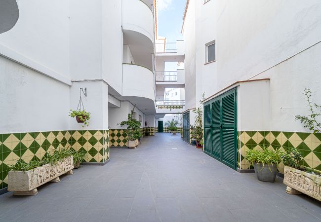 Ferienwohnung in Empuriabrava - 167-Apartment mit Blick auf Puerto Empurialola